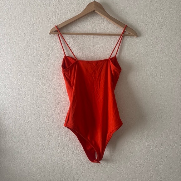 Zara Orange/Red Square Neck
Thong Bodysuit. - Picture 5 of 5